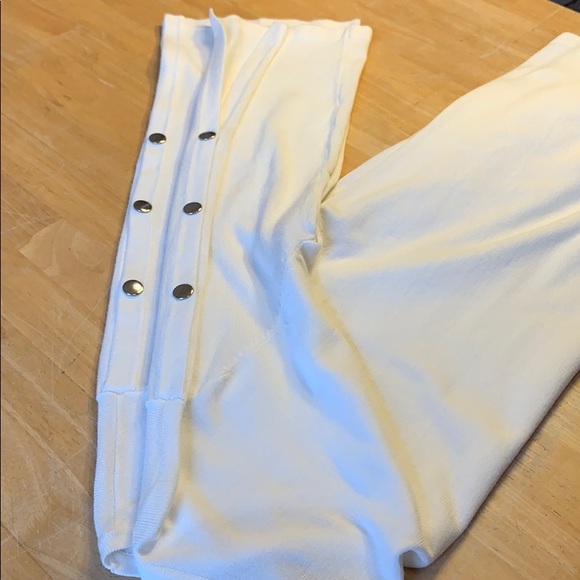 Preston & York Snap Bell Sleeve Top - Picture 7 of 7